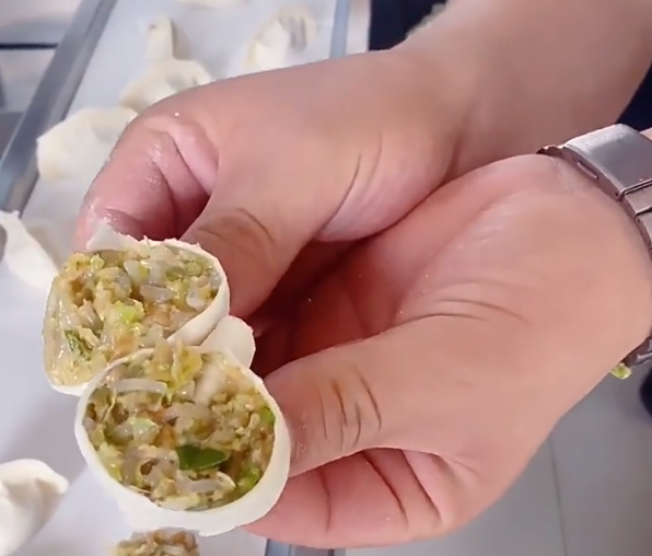 餃子機總出故障、做的餃子還缺角？這臺機器如何悄然解決？