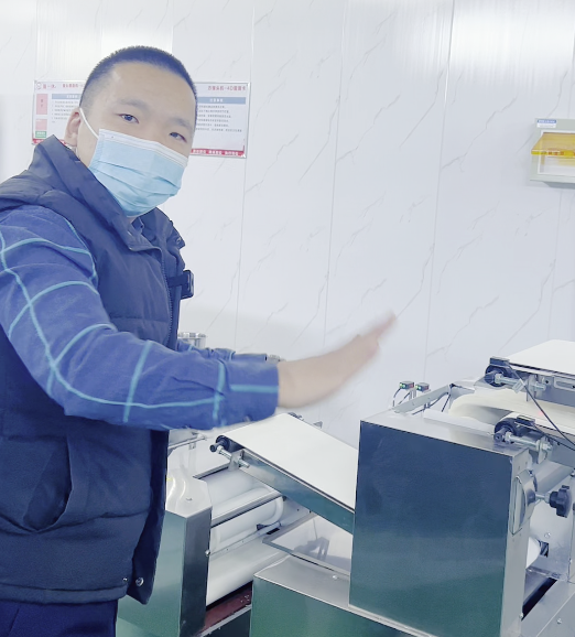 戧面饅頭機(jī)流水線 戧面饅頭機(jī)流水線